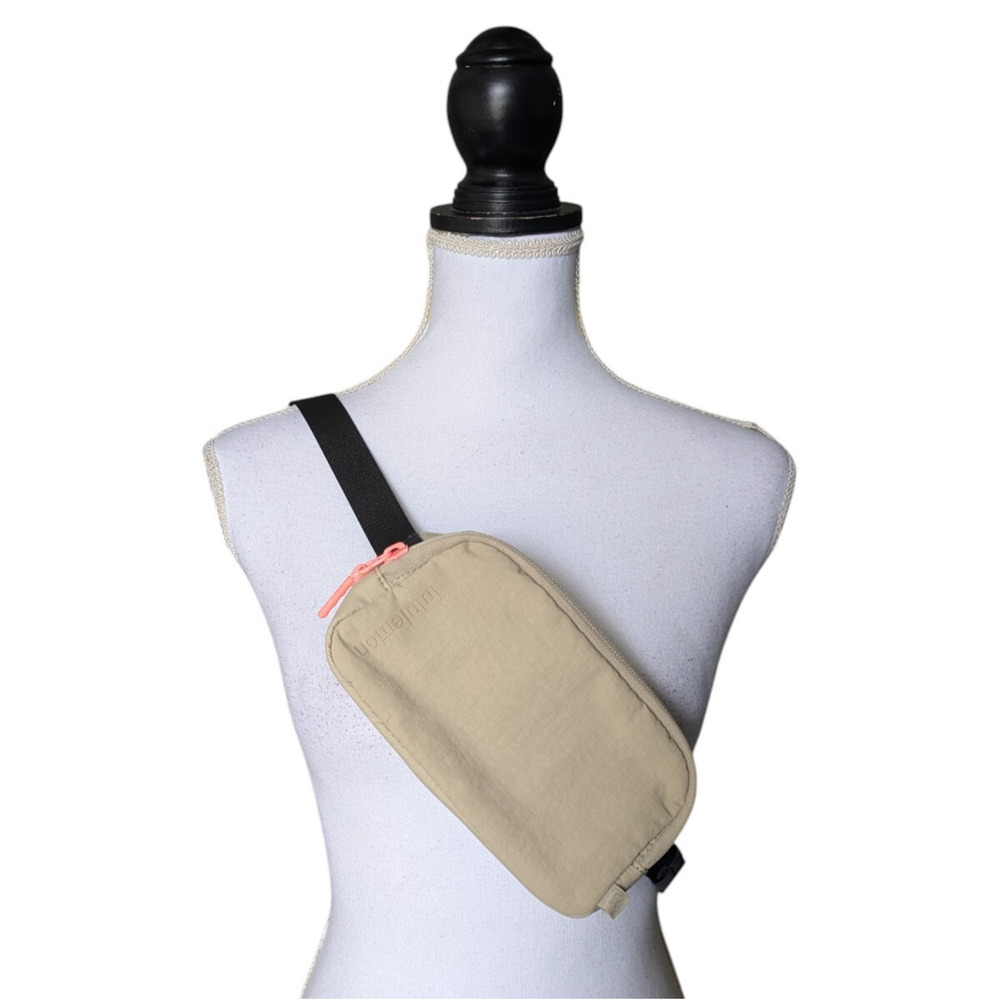 Lululemon Mini Belt Bag in Trench Beige Tan Ripstop Nylon Everywhere
